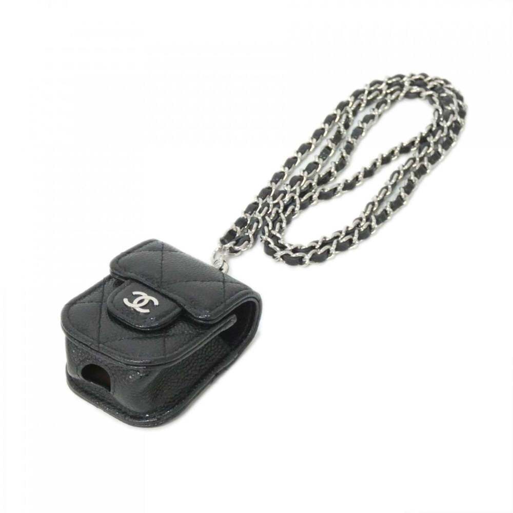 CHANEL Black Shoulder Bag - Picture 3 of 5